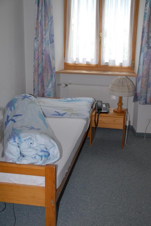 Hotel Reich Тузис Стая снимка