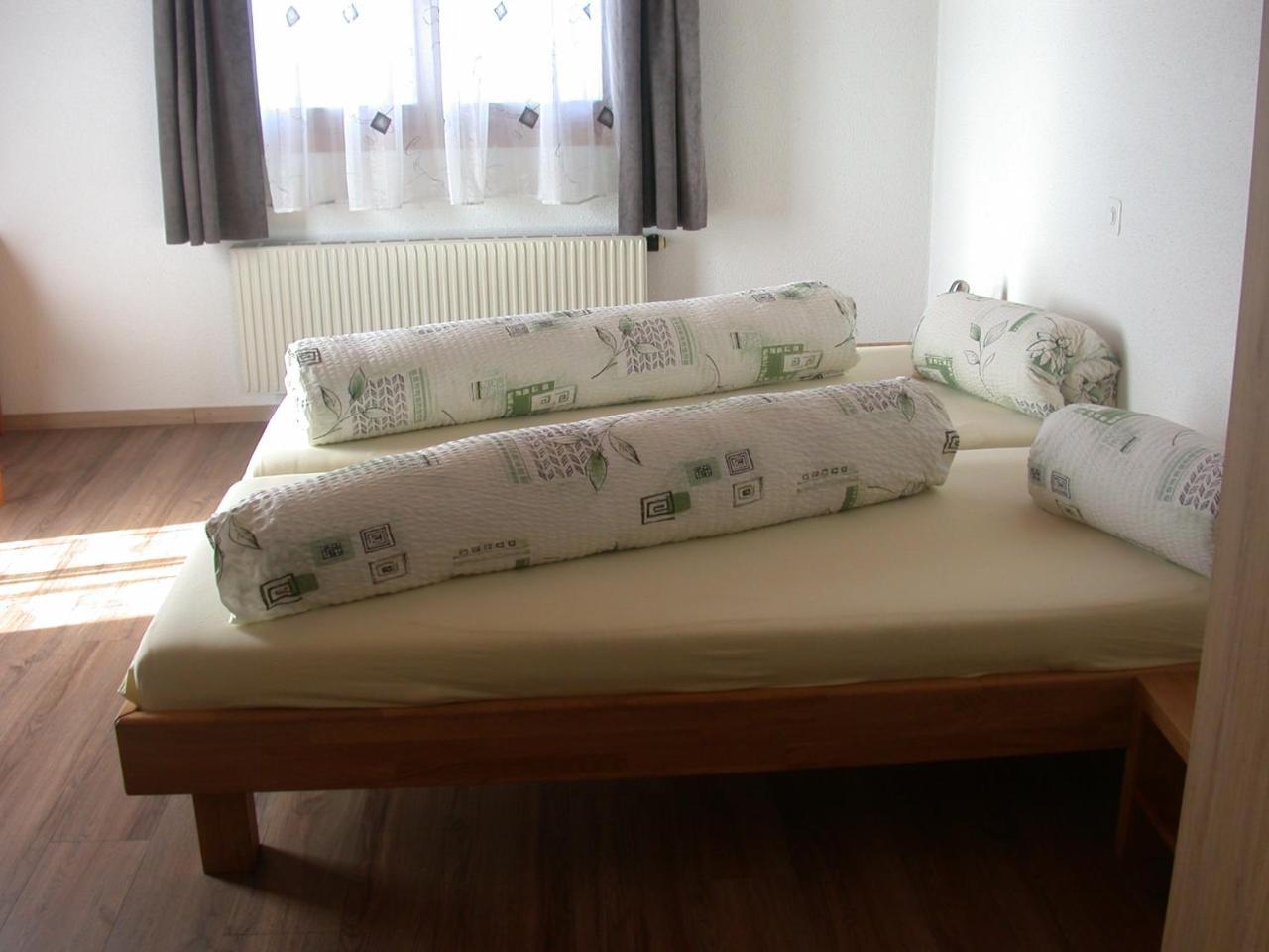 Hotel Reich Тузис Екстериор снимка